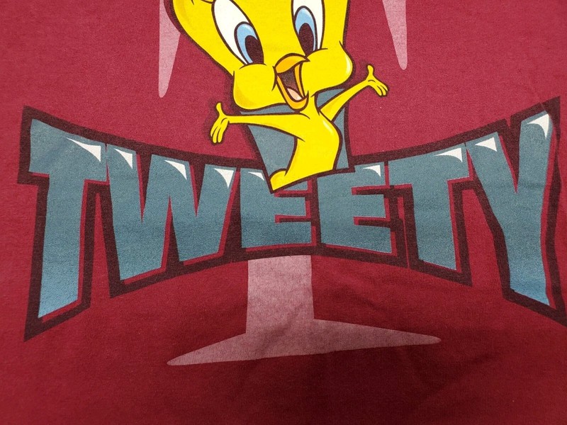 Vtg. Tweety Bird Mauve Warner Bros. Studio Store T-Shirt 1997 Size XL USA Made gallery