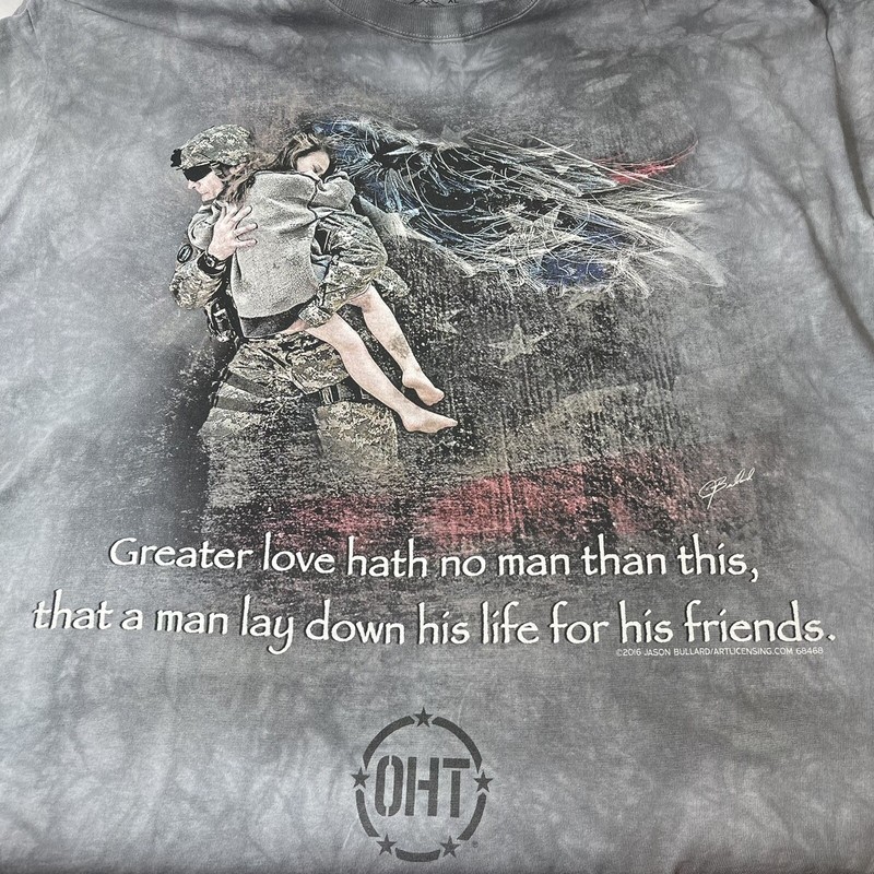 The Mountain Men’s XL T-shirt Hero Collection Heroic Soldier Gray Cotton Used