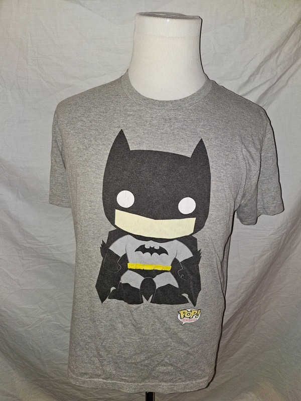 Funko Pop! Batman Men’s Tshirt Size Large