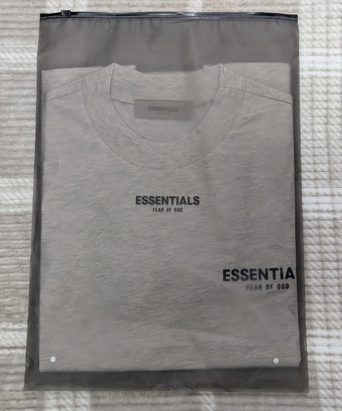 Fear of God Essentials Tee Light Oatmeal Men's L Oversized T-Shirt NWT FOG SS22 gallery