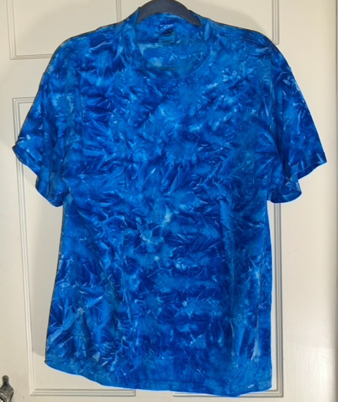 Delta Magnum Weight Men Size Large Turquoise Blue Tie Dye Short Sleeve Shirt