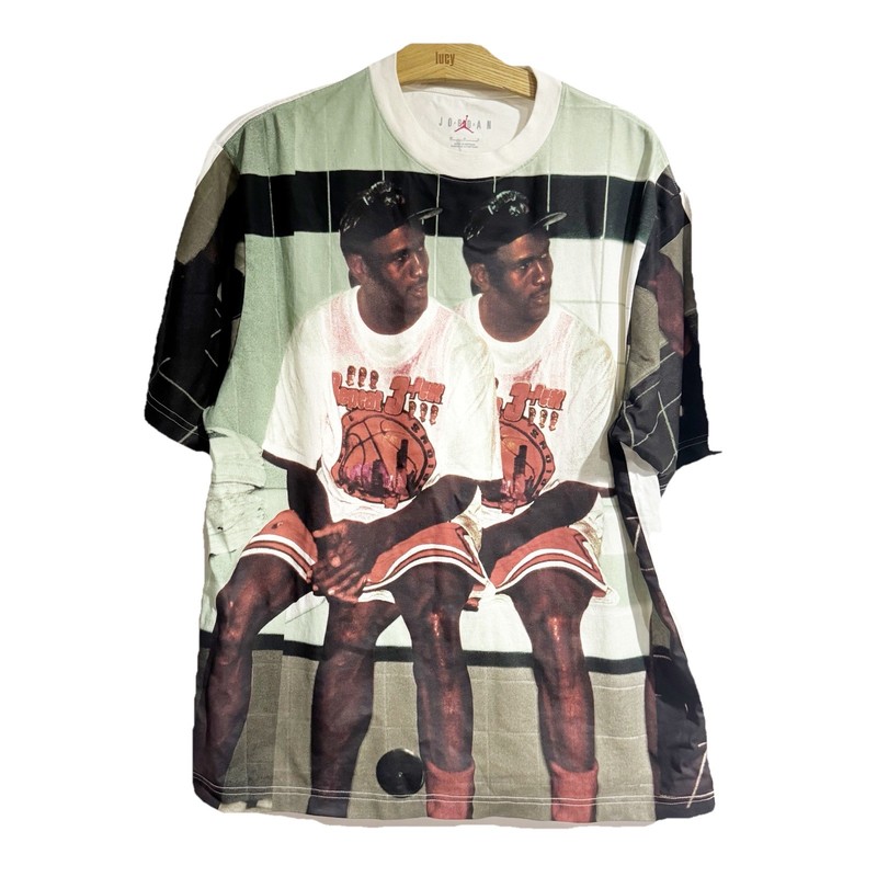NIKE AIR JORDAN FLIGHT HERITAGE 85 ” THE GOAT” T-SHIRT Medium