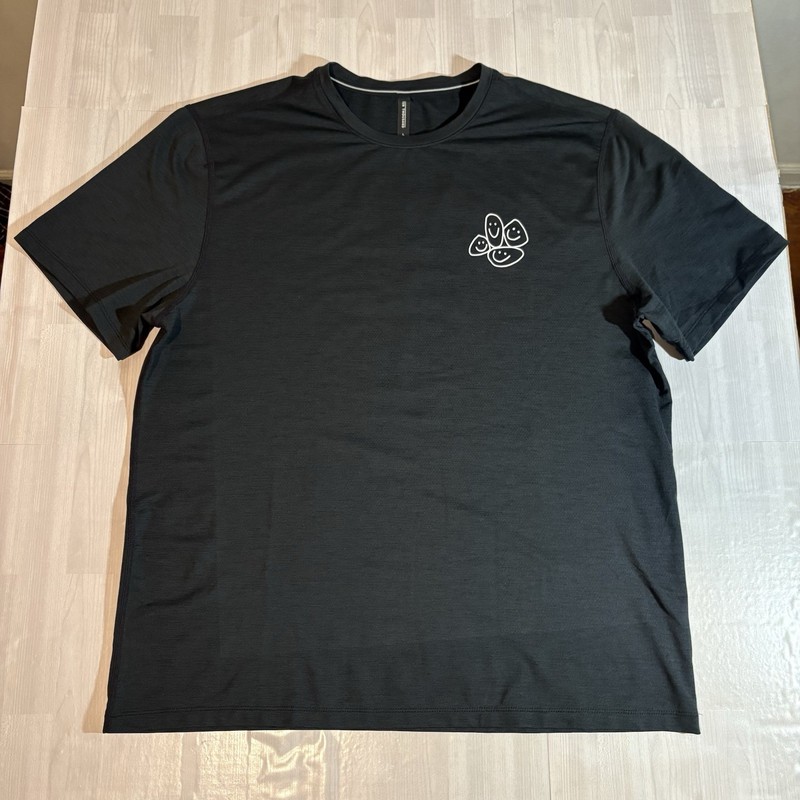 Ten Thousand Durable T-shirt Men’s Size L Better Than Yesterday Black