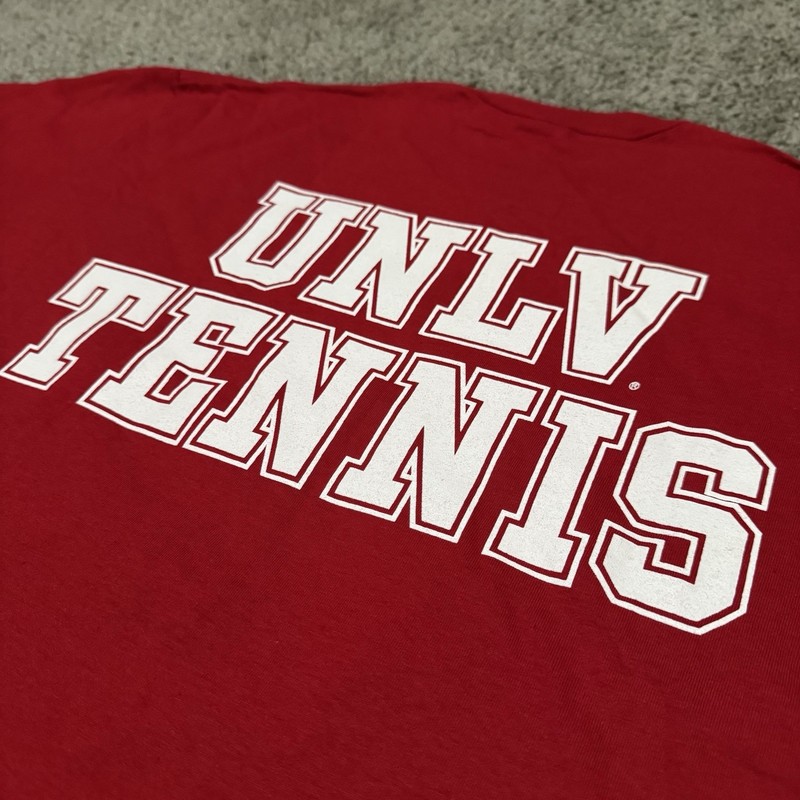 Y2K Vintage UNLV Running Rebels Tennis T-shirt Red - Size XL gallery