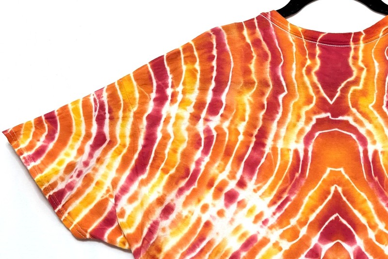 Handmade Tie Dye Mirrored Lines Red Orange XL Shirt 22"W X 30" L gallery