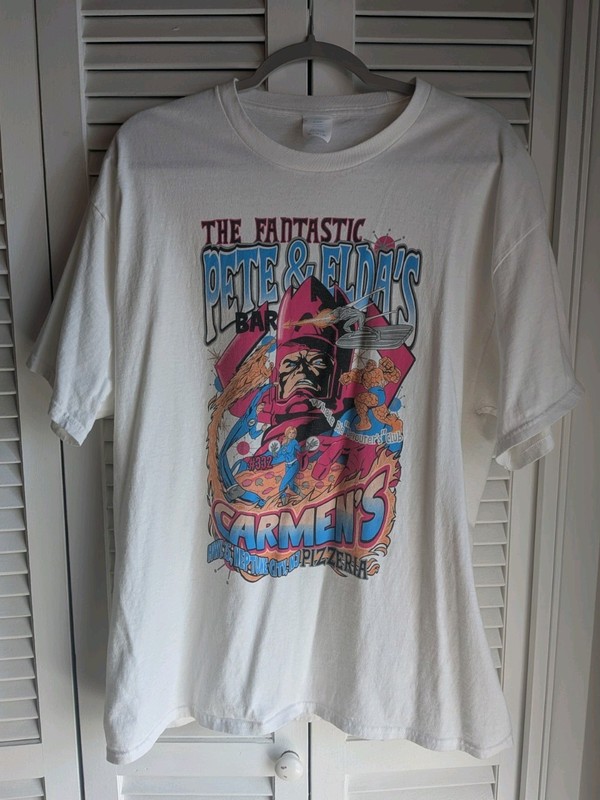 NEW Fantastic Four Carmen’s Pizzeria Shirt XL Marvel Pete & Elda NJ White