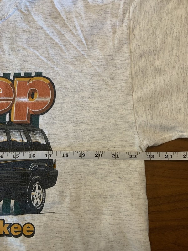 Vintage 90s Jeep Grand Cherokee T-Shirt Mens L Gray Gear For Sports Made In USA gallery
