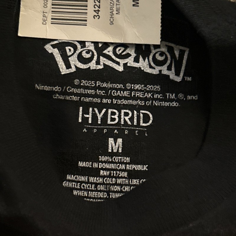 Pokemon Charizard Men's Med Fire Type Pokemon Black T-Shirt Double-Sided gallery