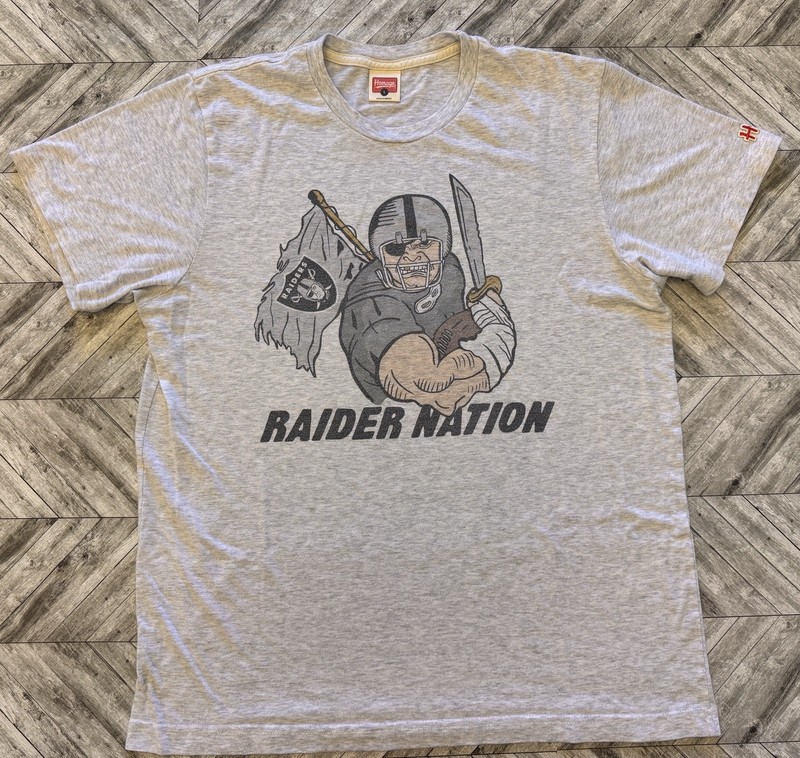 Las Vegas Raiders T-Shirt Mens Large Gray NFL Nation Black Hole Pirate Football