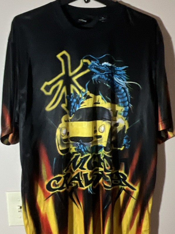 No Boundaries Night Crawler Dragon Car Graphic T-Shirt Black XL