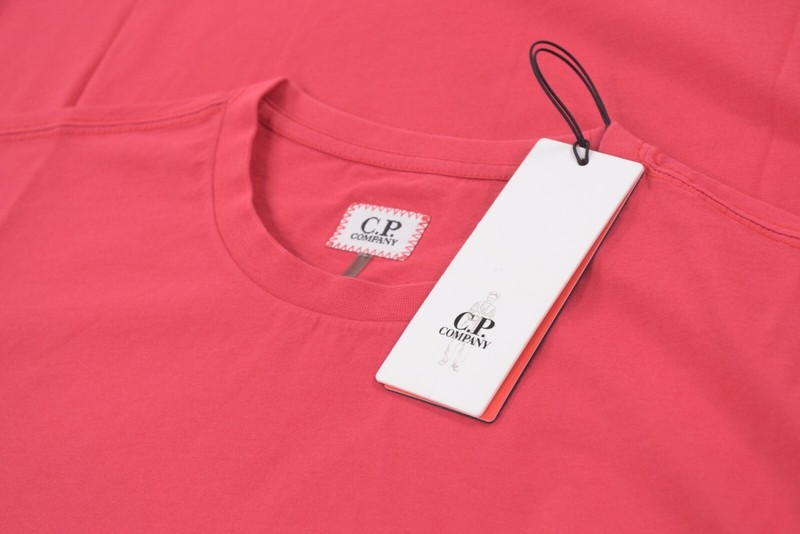 C.P. (CP) Company NWT Crew Neck T Shirt Short Sleeve Sz M In Solid Red W/ Logo