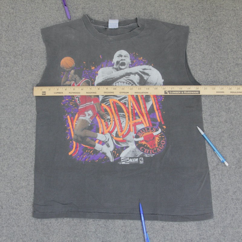 VTG Michael Jordan Chicago Bulls Cutoff T Shirt L Salem Sportswear FADED Dunk gallery
