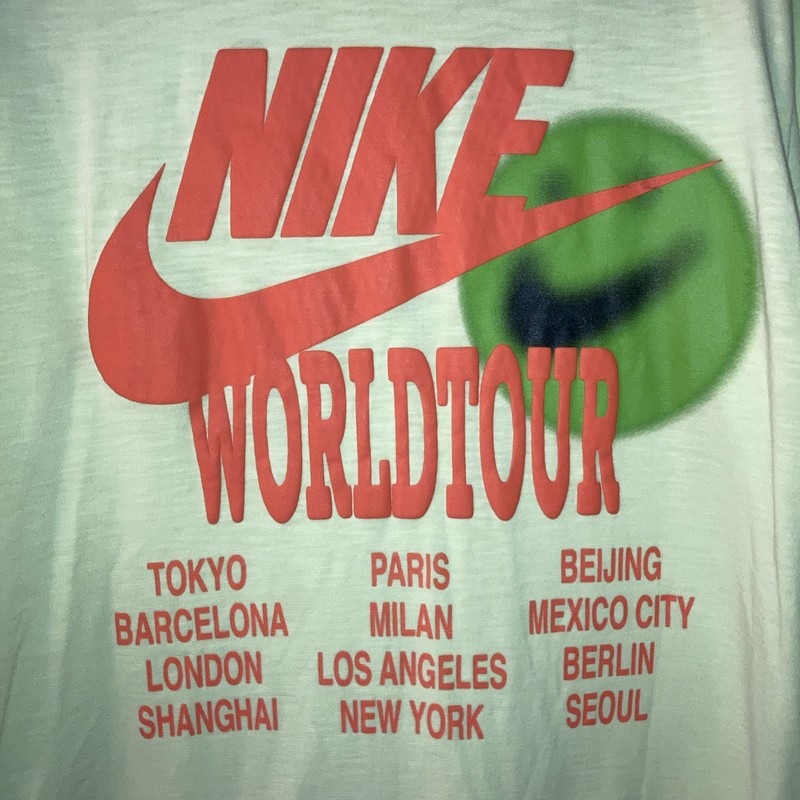 Nike Sportswear World Tour T Shirt Glow In The Dark DA0629-383 Men’s Large gallery