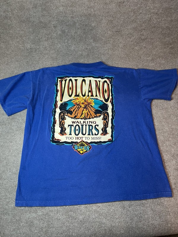 Vintage Shirt L Hawaii Blue Volcano Waves Surfing 80s 90s Retro Vacation Travel