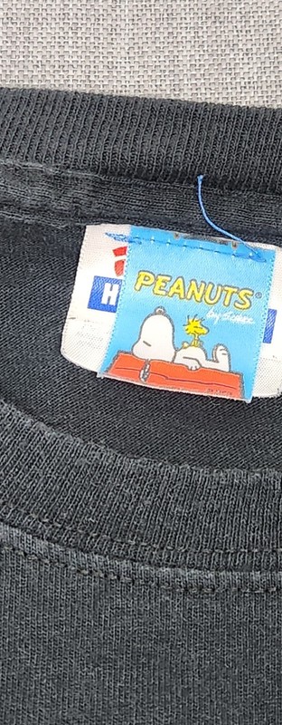 Peanuts Snoopy Hanes Heavy Weight Glow In The Dark Print 100% Cotton. Large gallery