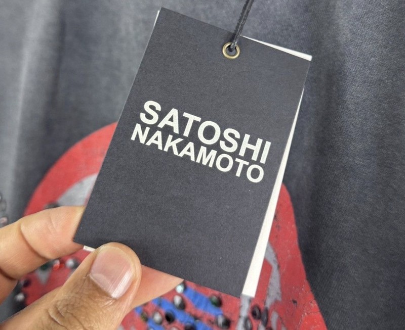 Satoshi Nakamoto - Rhinestone Cracked Print Oversized T-Shirt Size: S Fits M/L gallery