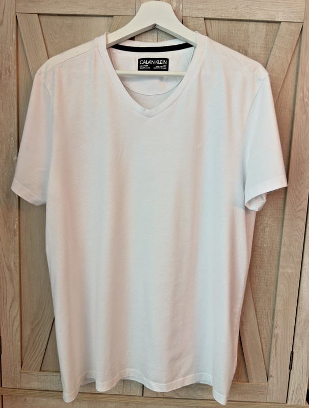 Calvin Klein Liquid Touch V-neck Mens T-shirt 100% Cotton Large White Great Cond