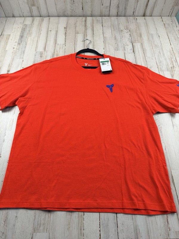 Nike Mamba Mentality Kobe Bryant T-Shirt Red Blue Loose Fit XL HJ3318-696 NWT