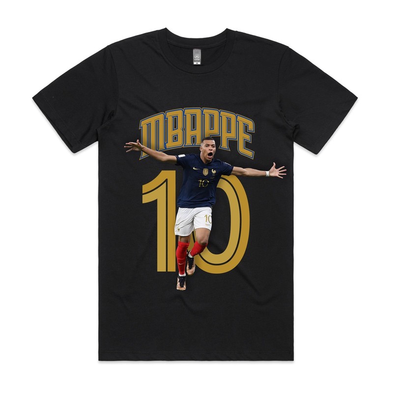 Vintage Style Soccer Player Graphic T-Shirt Retro Football Legend Apparel Sport
