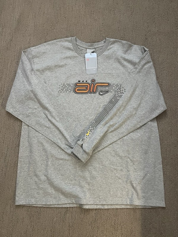 Old School Air Max Nike Long Sleeve Shirt – Size Large (Fits Big) – Gray
