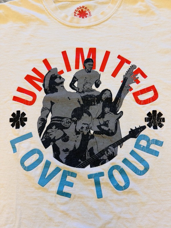 Red Hot Chili Peppers T-Shirt Mens Large Ivory Concert Band Rock Y2K Streetwear gallery