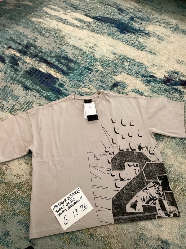 NWT Nike Air Jordan “23” College Grey Graphic Loose Fit T-Shirt Men’s Sz M