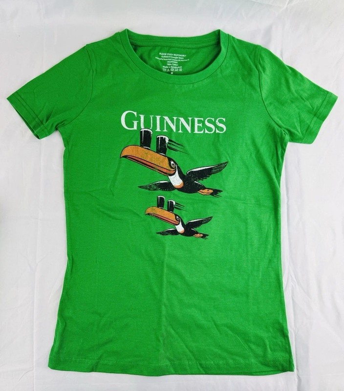 Guinness Draught Stout Beer Toucan Logo T Shirt Women’s M Green Distressed Logo