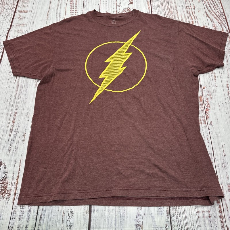 The Flash T-shirt Mens XL Maroon DC Universe Cotton/Poly Blend Soft Lightweight