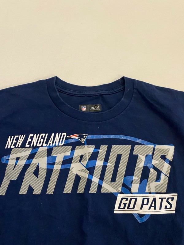 New England Patriots Football Shirt Men's Extra Large Go Pats 2013 Season gallery