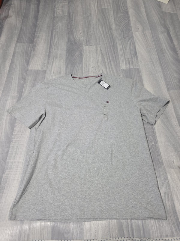 NWT Tommy Hilfiger Slim Fit Gray V-Neck T-Shirt 78J7086 Mens 3XL