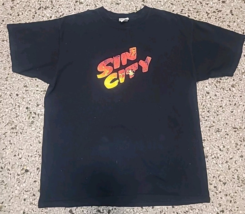 Frank Miller’s SIN CITY Vintage Logo 2005 Movie Promo Shirt Anvil Black Large