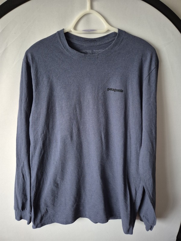 MENS PATAGONIA LONG SLEEVE FITZ ROY TROUT RESPONSIBILI-TEE SIZE MEDIUM