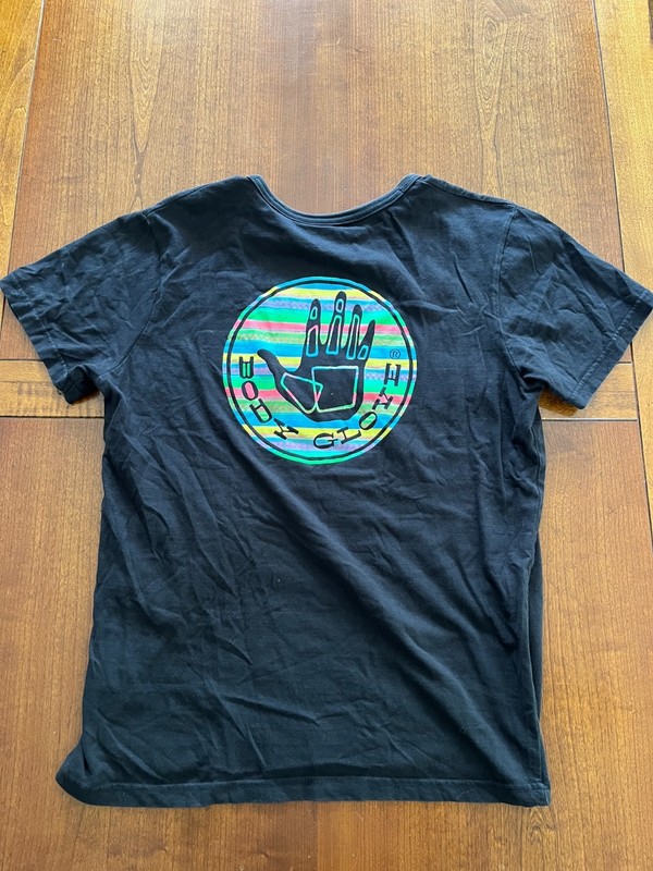 Body Glove T-Shirt, Mens Small, Vintage Surfer Beach, Measurements gallery