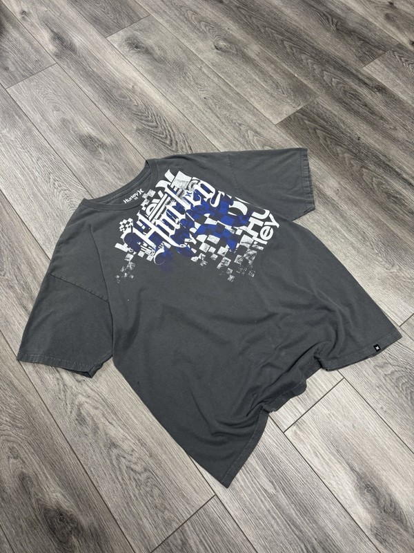 Y2K Hurley Spell Out Grunge Checkered Shoulder Hit T Shirt Sz XL