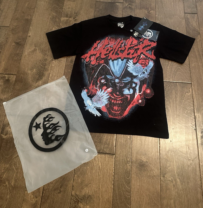 Hellstar Men’s Black Graphic Print Double-Sided Crew Neck T-Shirt Size M