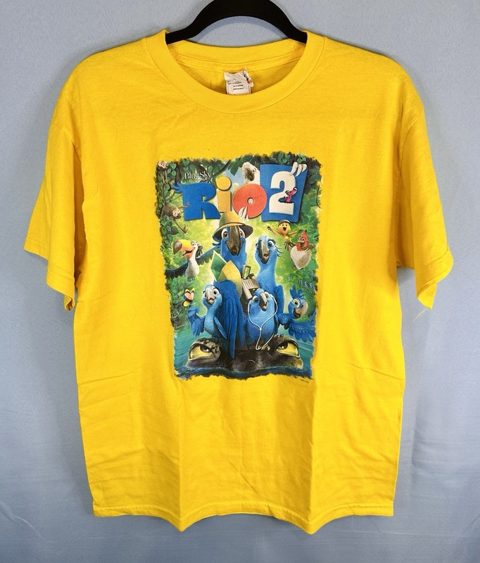 Rio 2 Movie Promo T Shirt L Yellow 2014 3D Animated Film Tee Cartoon Parrot AAA