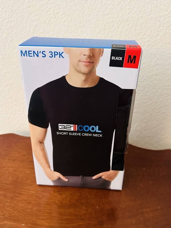 32 Cool Degrees Men’s 3pk Shirt Short Sleeve Crew Neck Black Medium Anti Odor