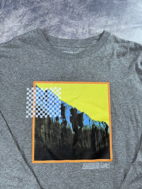 American Eagle Shirt Men’s Large Standard Fit Long Sleeve Gray Mountain Graphic gallery