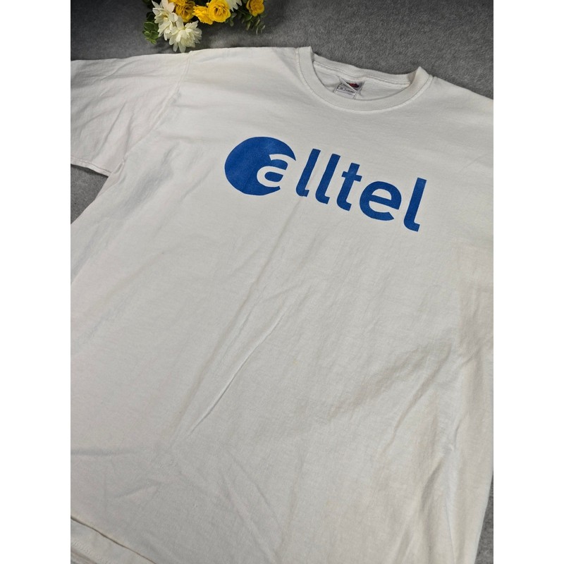 Vintage Alltel Wireless 90s/Y2K Graphic TShirt Mens XL White Cotton Fruit Loom gallery