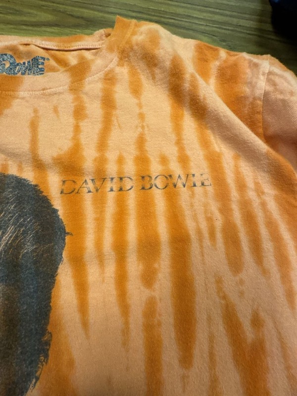 David Bowie Aladdin Sane Tie-Dye Graphic T-Shirt XL. gallery