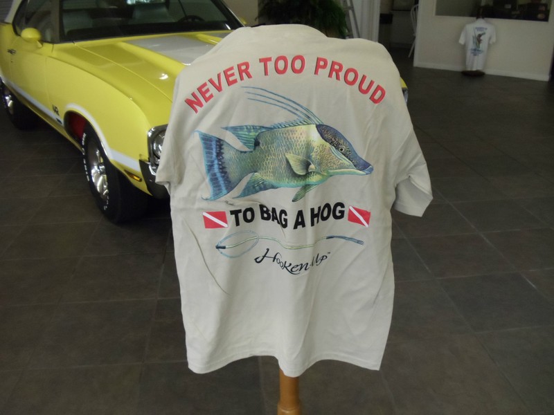 DIVING t-shirt fishing t shirt lure HOGFISH Large new Sand Tan