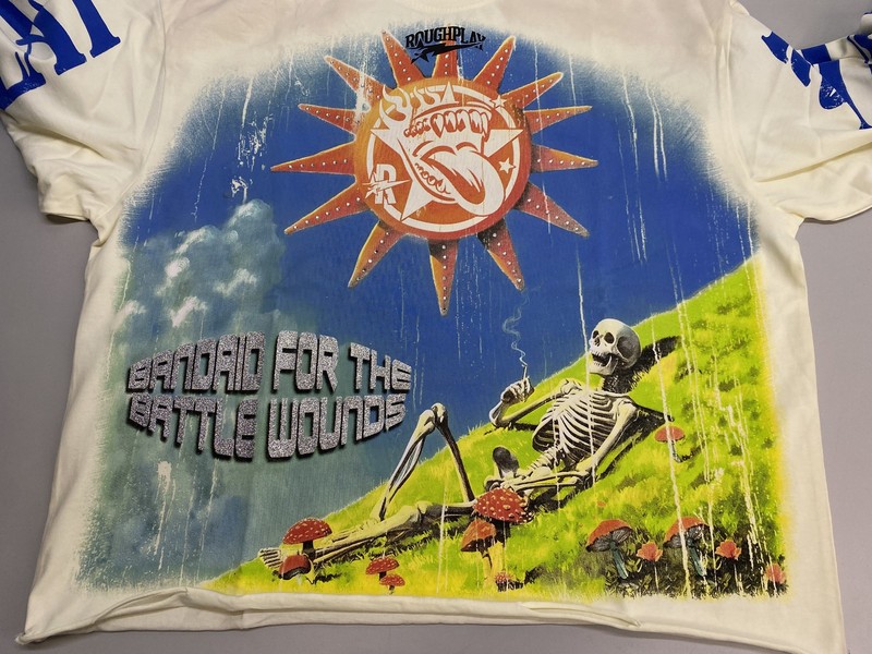 RoughPlay Unisex T-Shirt Beige/Multi Size L SunShower Long Sleeve Graphic Print gallery