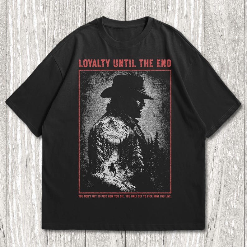 Western Gunslinger Style Unisex Tee, Outlaw Cowboy Graphic T-Shirt