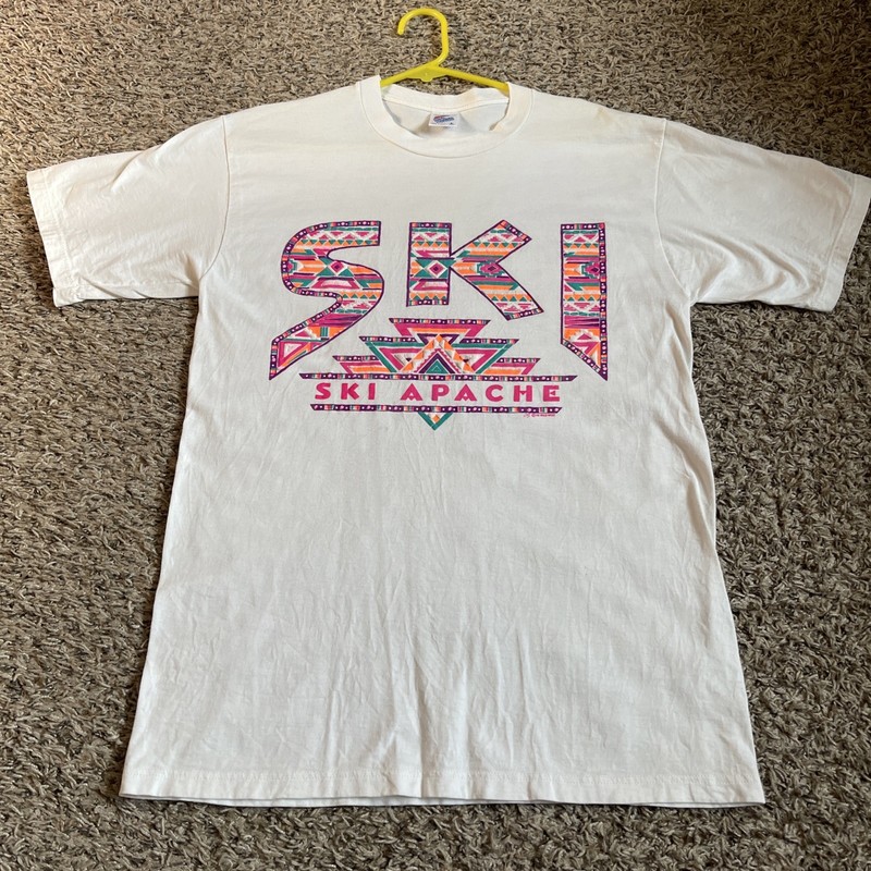 VTG 90s Ski Apache White Tshirt Jerzees Size L USA 20”x 30”