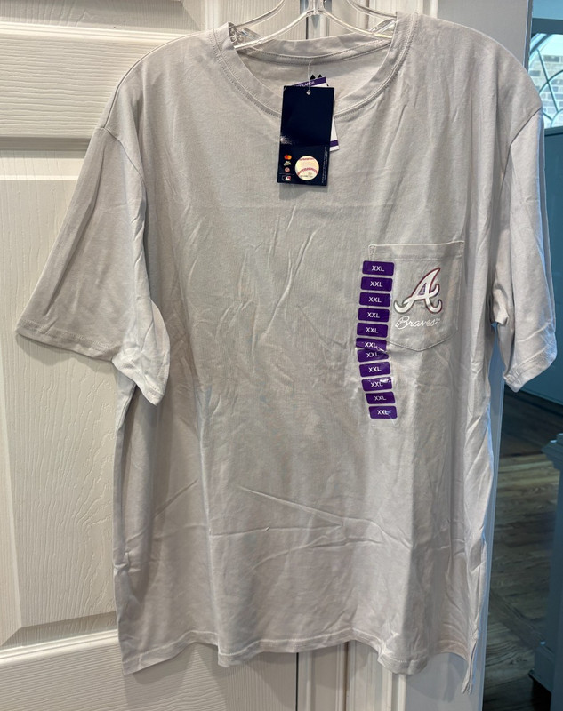 New Men’s Majestic Atlanta Braves Short Sleeve Shirt, Size 2XL