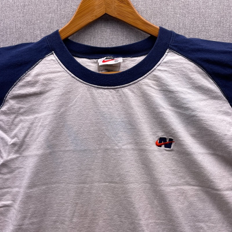 Vtg Nike White Tag T Shirt Mens XL Two Tone Navy Embroidered Logo USA SS 90s gallery