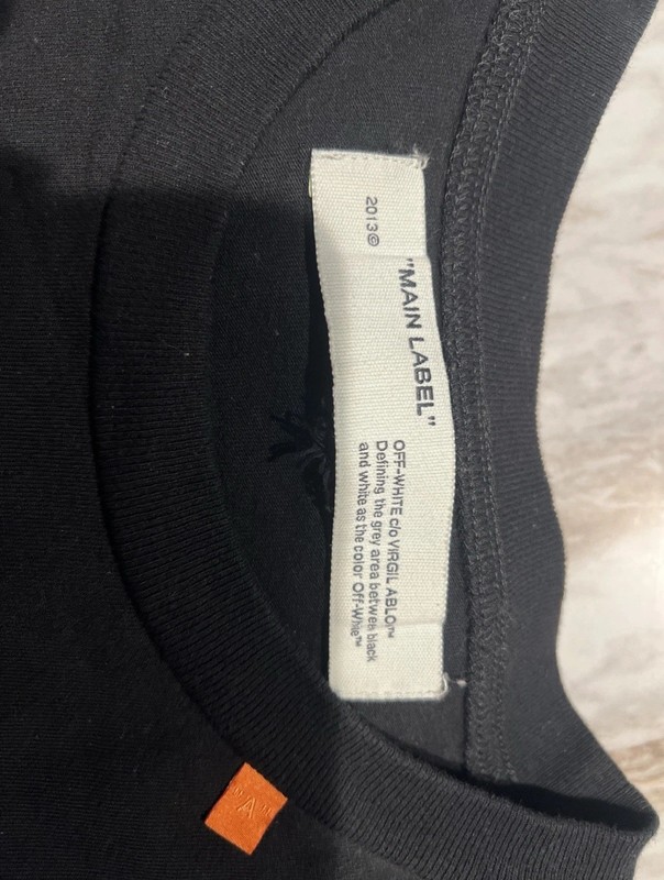 Off-White C/O Virgil Abloh “Golden Ratio” XL gallery
