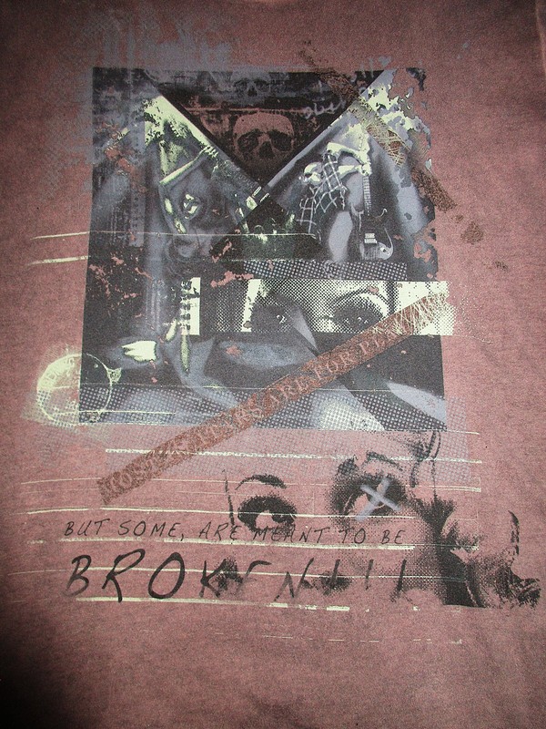 Gently Worn Men's ROGUE STATE Brown Rock Style T-Shirt! Size XXL gallery