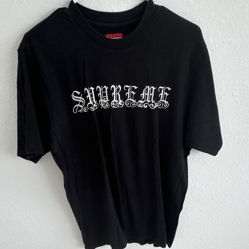 Supreme Black Graphic Logo Crew Neck Short Sleeve Cotton T-Shirt M RN101837