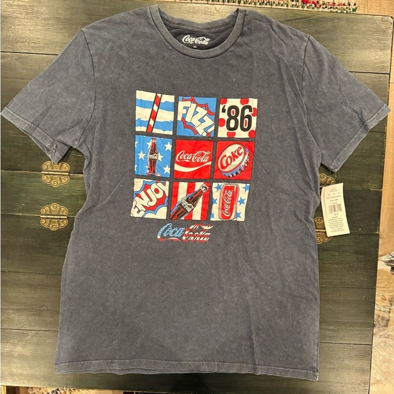 NEW men’s Coca-Cola 86 Americana graphic T-shirt navy mineral wash color size XL